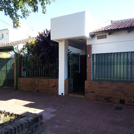 Lavalle Hostel Posadas Esterno foto