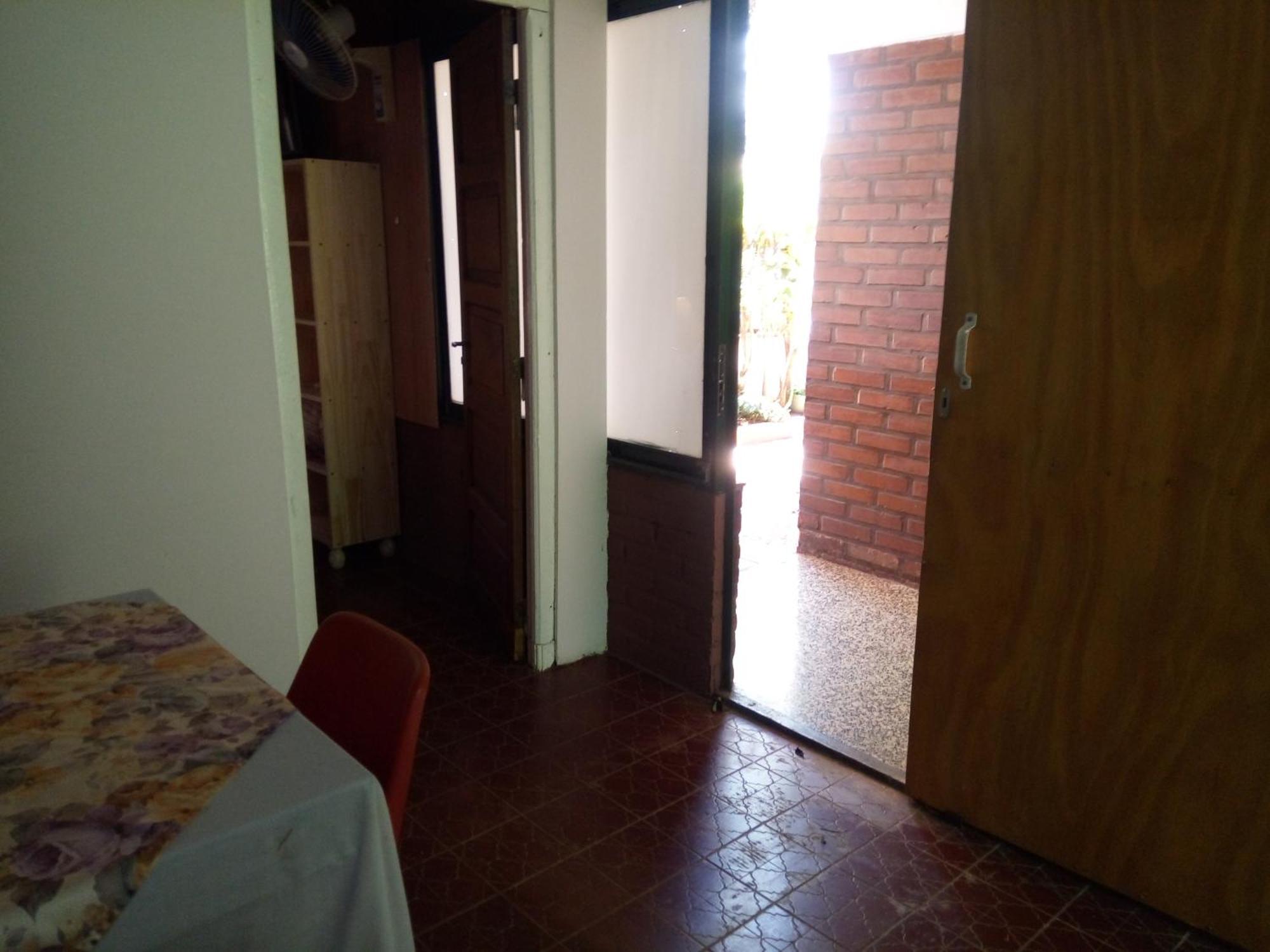 Lavalle Hostel Posadas Esterno foto