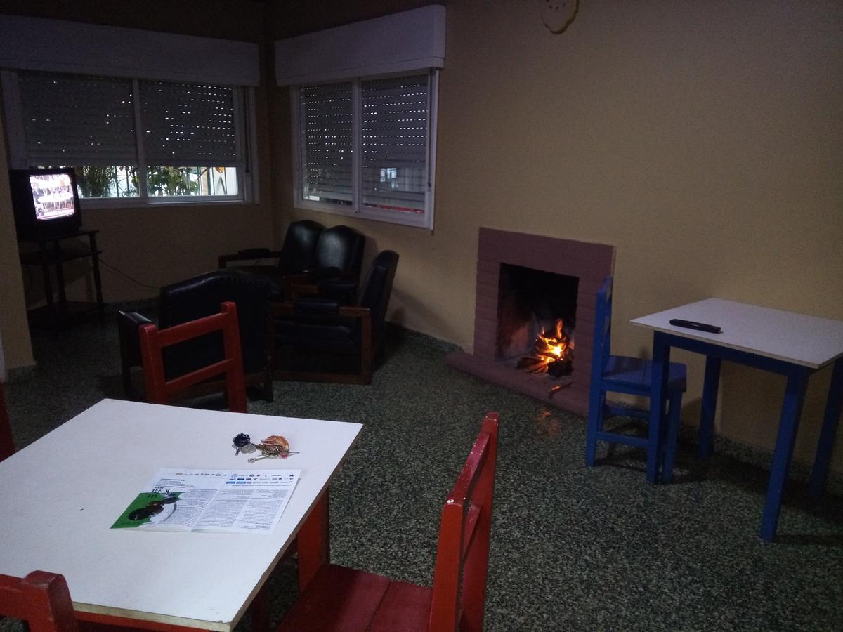 Lavalle Hostel Posadas Esterno foto