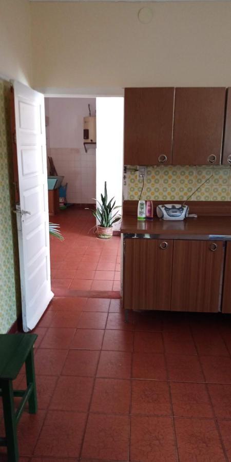 Lavalle Hostel Posadas Esterno foto